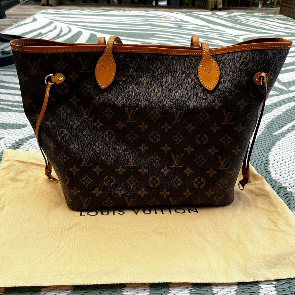 Louis Vuitton Neverfull MM